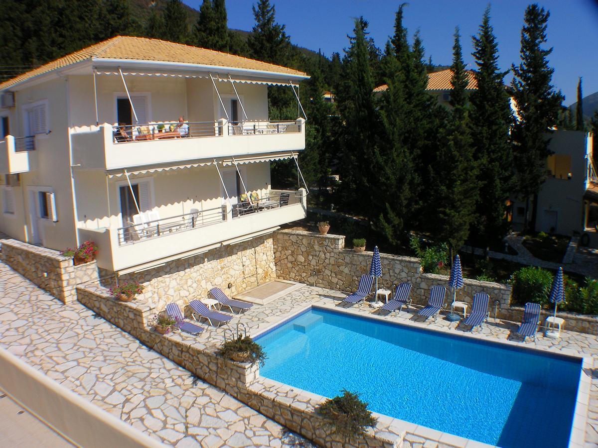 Geni Garden Apartments Екстериор снимка