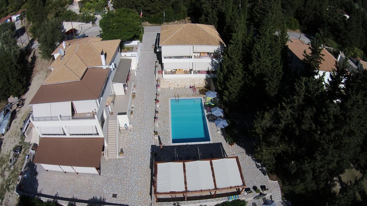 Geni Garden Apartments Екстериор снимка